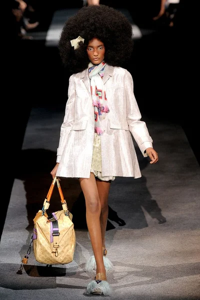 Look 53